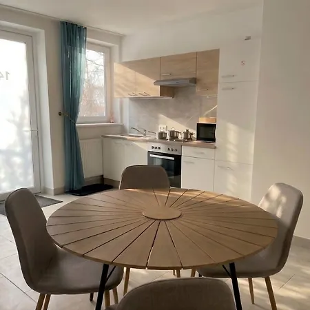 Apartment Family Tauchen